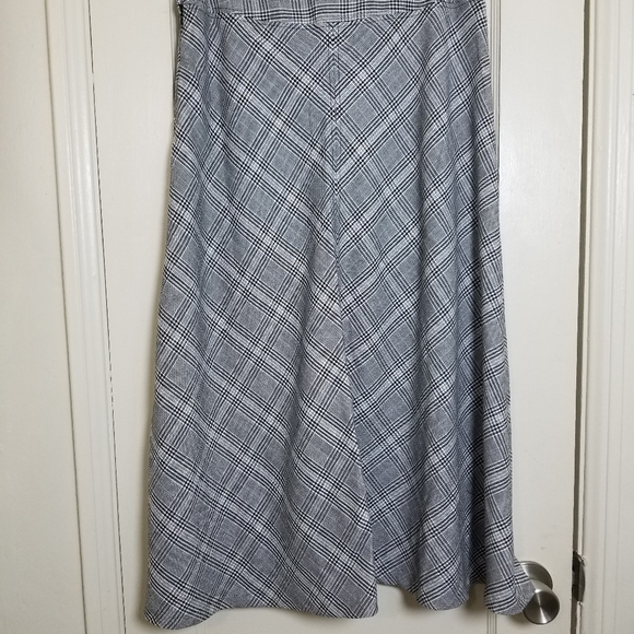 EAST 5TH black white plaid side zipper a line skirt 6 - Picture 4 of 6
